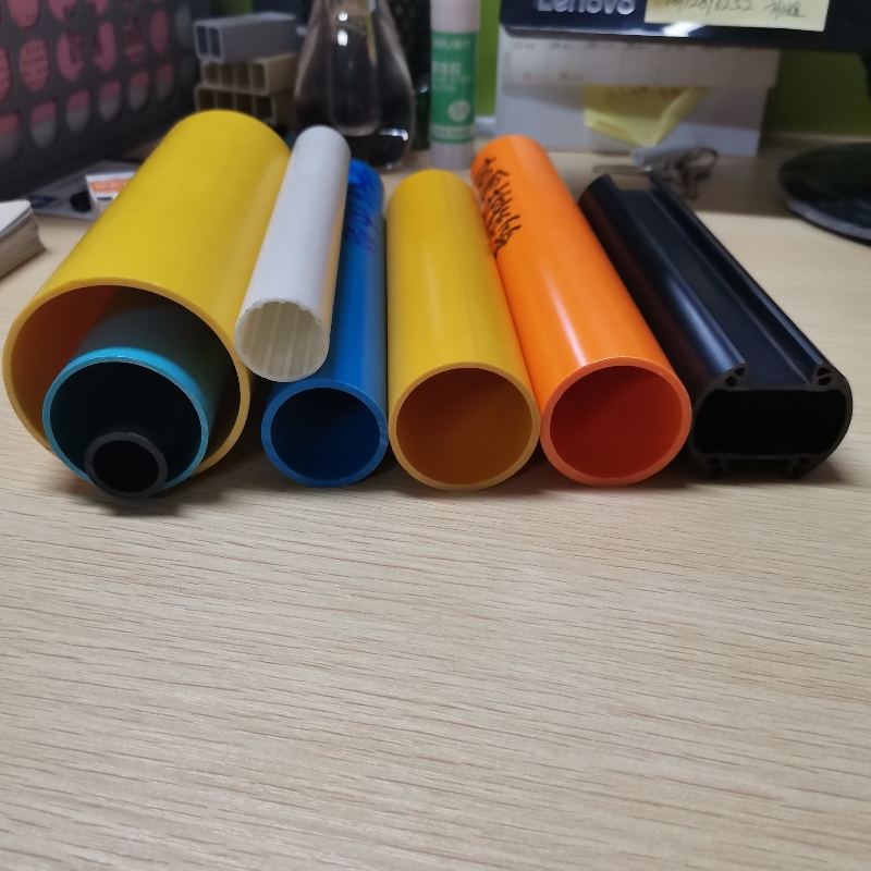 Il y a des articles intéressants sur les tubes de PVC du projet DIY que vous devriez faire.